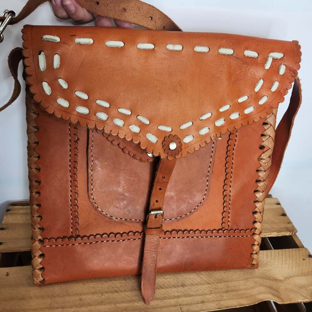 Hand Crafted Caramel Leather Ribbon Stitching Shoulder Handbag Adjustable Strap